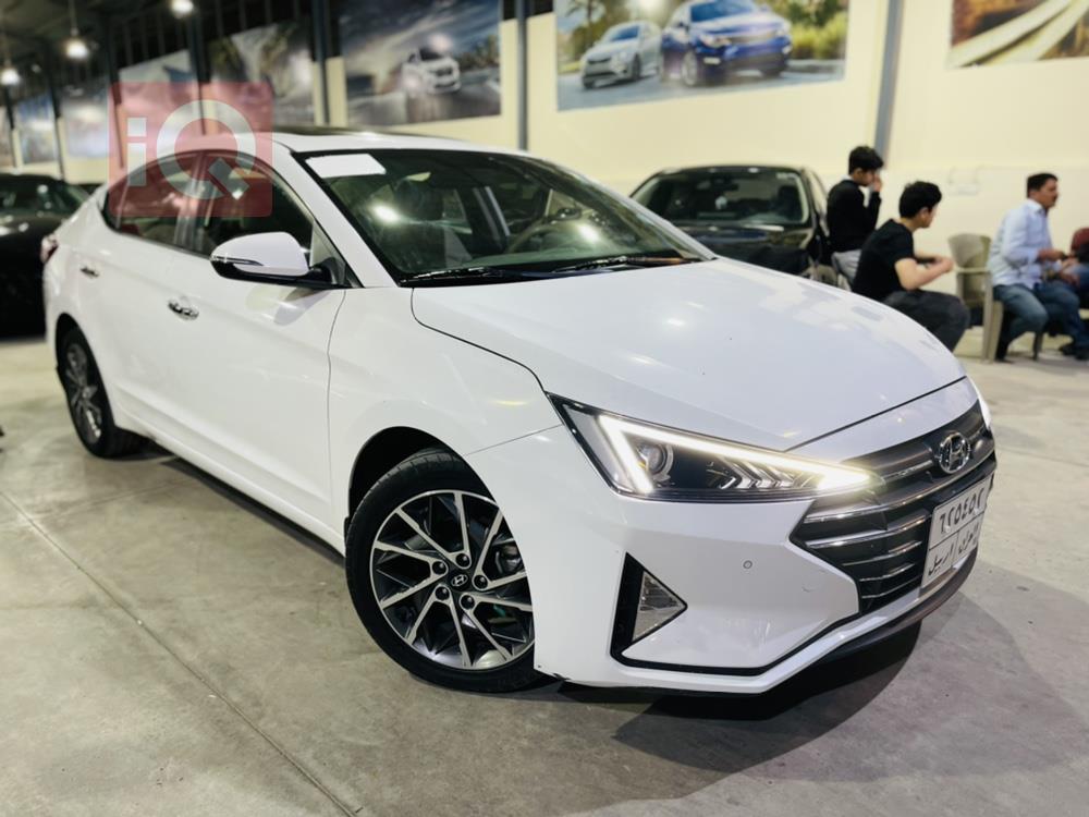 هیوندای ئەلەنترا